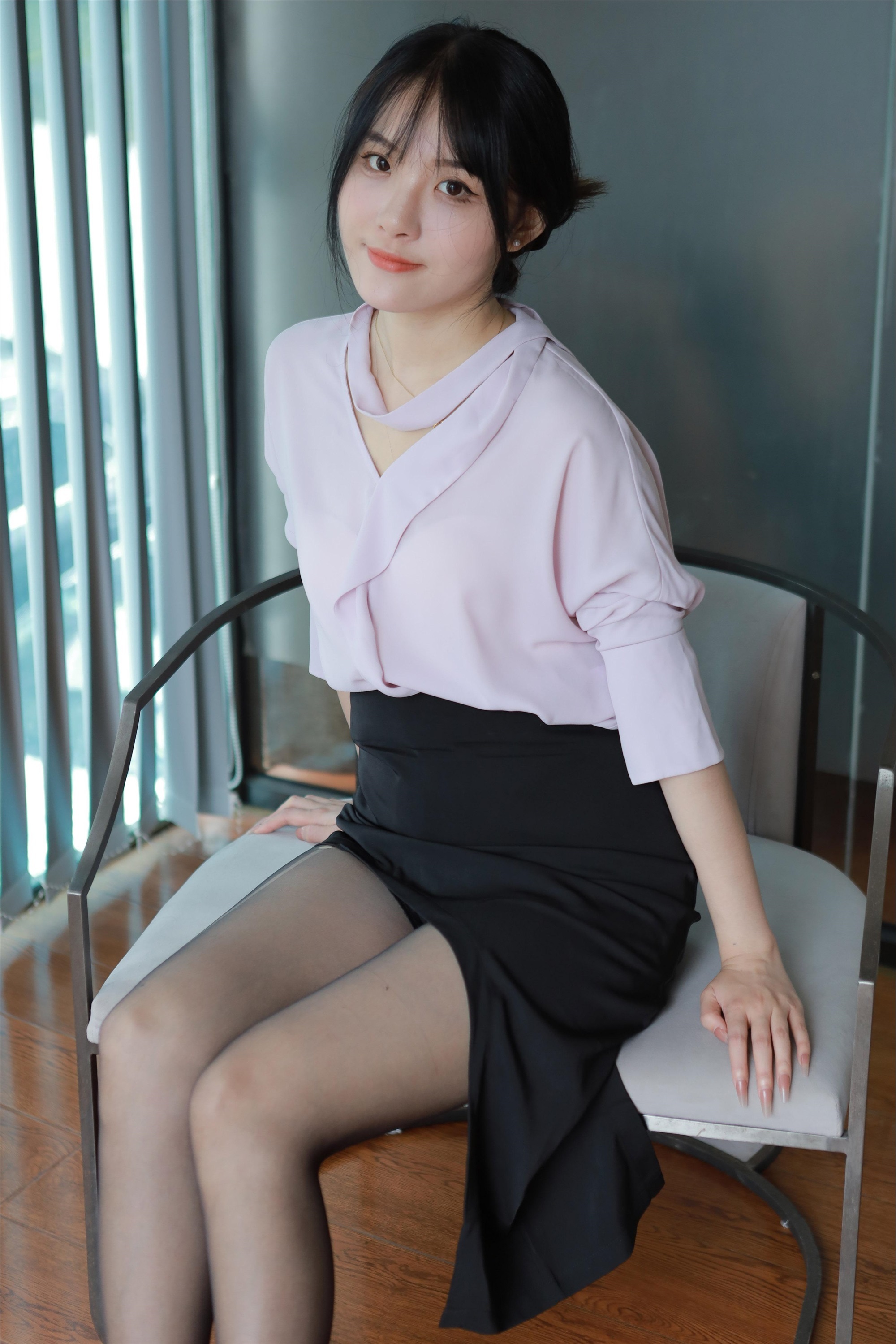 IESS异思趣向  2024.06.28 丝享家 1780 婉萍《职业黑丝》